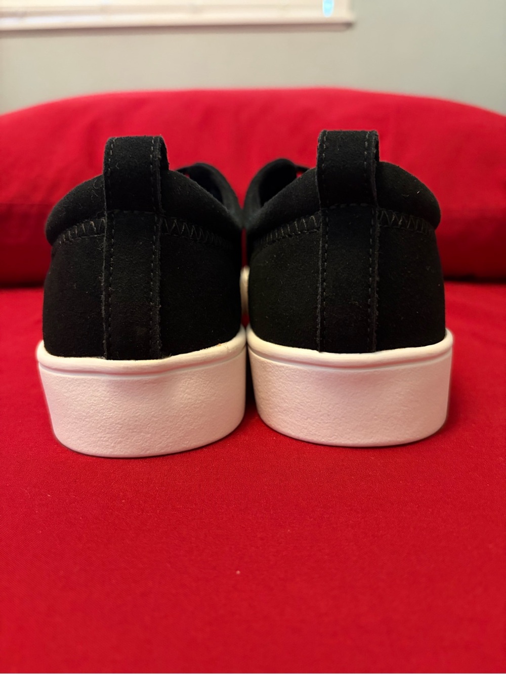 Women’s Revitalign Black Suede Sneakers
Size 10B NWOT - Picture 5 of 7